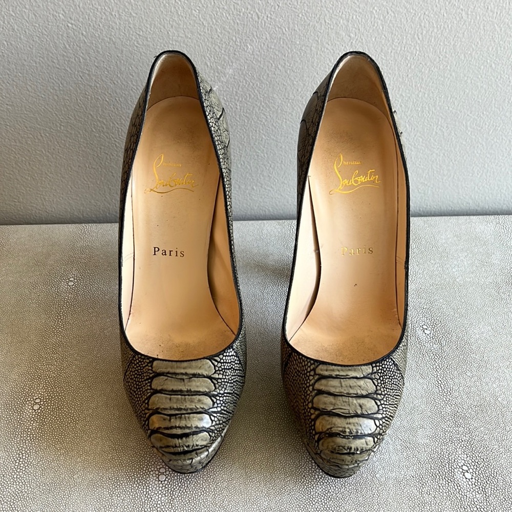 Authentic Christian Louboutin Pumps